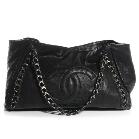 chanel luxe ligne tote|chanel chain tote.